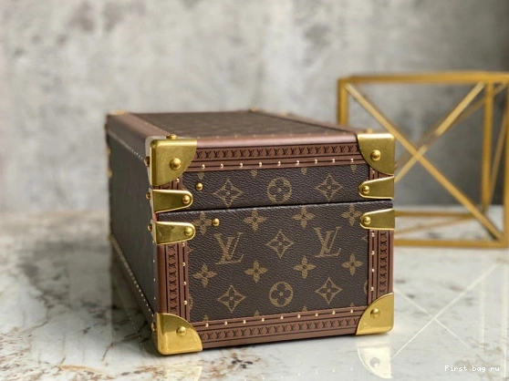 Frstbag ru VUITTON LOUIS ACCESSOIRES COFFRET 0810